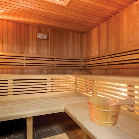 Beautiful In With Sauna Mravince